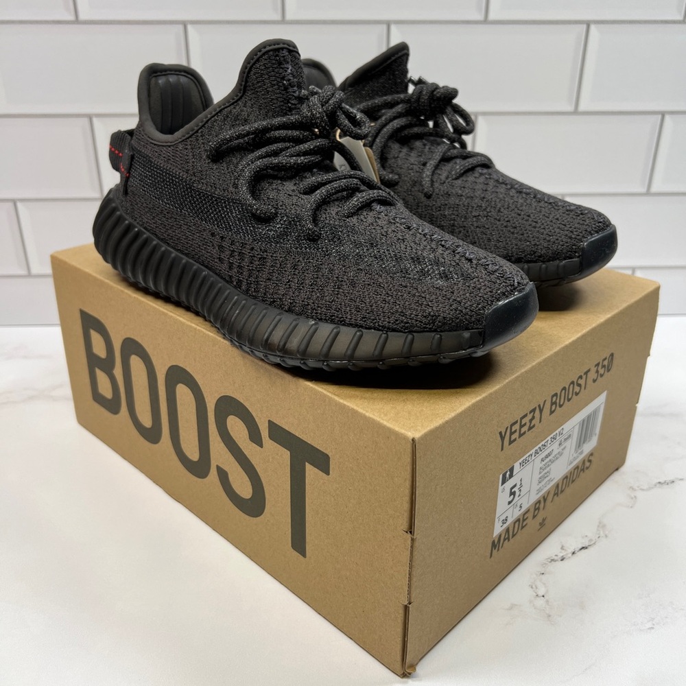 NEW Adidas Yeezy Boost 350s 350 V2 Black REFLECTIVE
